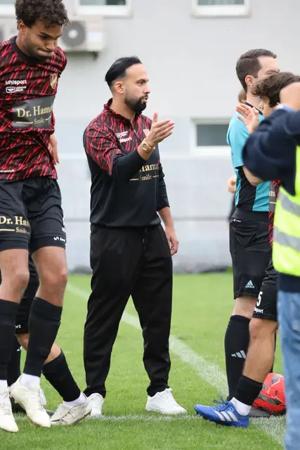 Der neue Hauptsponsor, Zahnarzt Mohamed Hamza, wurde am Wochenende willkommen geheißen. | Foto: LAC Inter/Sabin Sadean