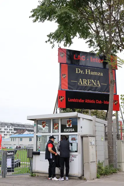 Der LAC-Sportplatz heißt seit rund einer Woche "Dr. Hamza Arena". | Foto: LAC Inter/Sabin Sadean