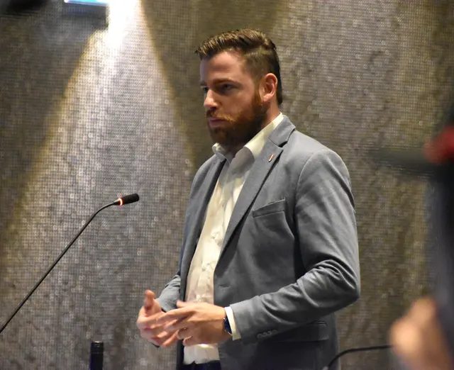 "Wenn man sich die Inhalte der Richtlinie zu Gemüte führt (...), dann ist es schon verwunderlich, was in dieser Richtlinie drinsteht bzw. was nicht drinsteht", erklärte GR Christofer Ranzmaier (FPÖ).  | Foto: Barbara Fluckinger