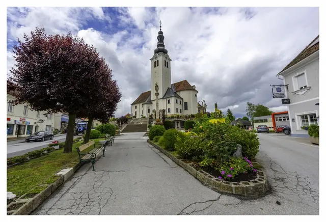 So sieht der Hauptplatz unter der Kirche heutzutage aus. | Foto: Gerhard Steinwender
