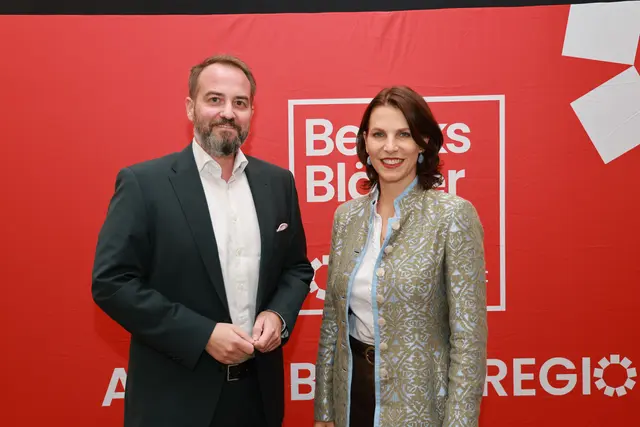 Salzburg-AG Vorstand Michael Baminger und Landeshauptfrau Karoline Edtstadler | Foto: Franz Neumayr