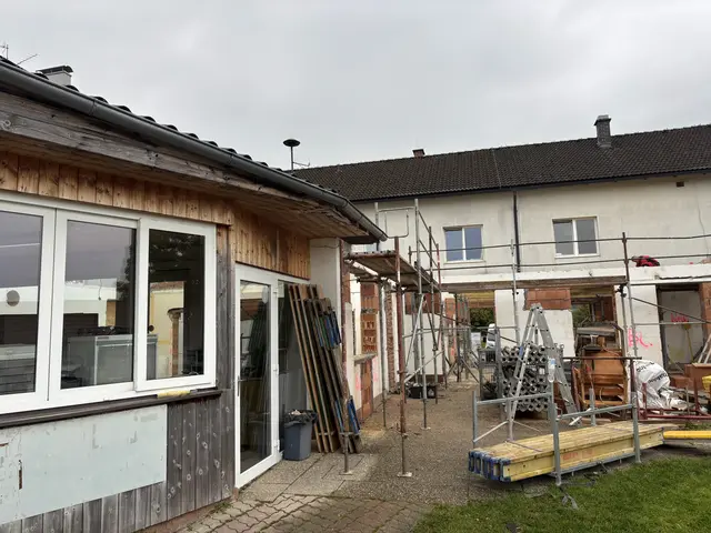 Das Vereinsheim der Union Schlierbach wird von Grund auf neu aufgebaut. | Foto: Staudinger