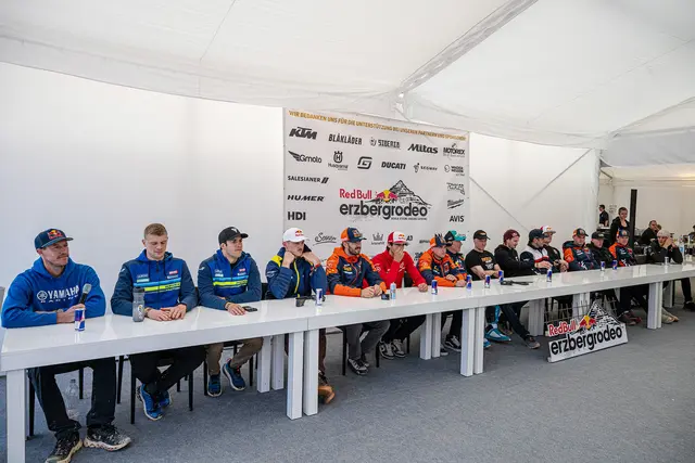 Karl Katoch unterstreicht das Ziel eines Miteinanders und begrüßt die Zusammenarbeit mit der kürzlich gegründeten Fahrer-Vereinigung WERA (World Enduro Riders Association) - einem Zusammenschluss der Hard Enduro Top-Athleten. | Foto: Red Bull Erzbergrodeo/Niko Mautner-Markhof