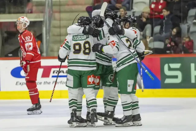 Im Schlussdrittel durften jedoch Polens amtierende Meister vier Mal jubeln. | Foto: CHL/Wolfgang Jannach