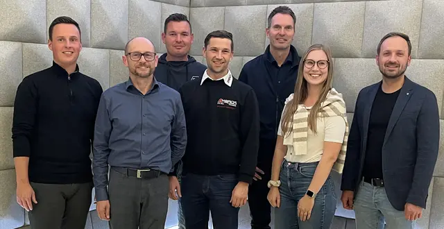 Von links: Felix Fuchs, Martin Katterbauer, Christoph Eibensteiner, Wolfgang Ambros, Bernhard Aumayr, Eva Katterbauer und Siegfried Kastler. | Foto: Katterbauer