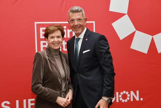 Landtagspräsidentin Brigitta Pallauf und Michael Kretz, Regionalmedien Salzburg-GF und Chefredakteur | Foto: Franz Neumayr