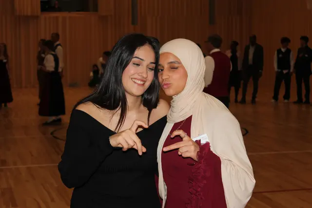 START Stipendiatinnen Hejar und Manel (v.l.) | Foto: Cornelia Hefel