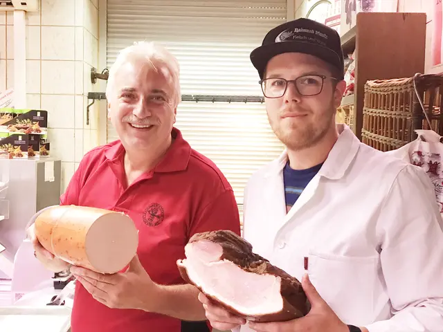 Fleischermeister Raimund Plautz (links) steht hinter dem Beschluss des EU-Parlaments. | Foto: KK