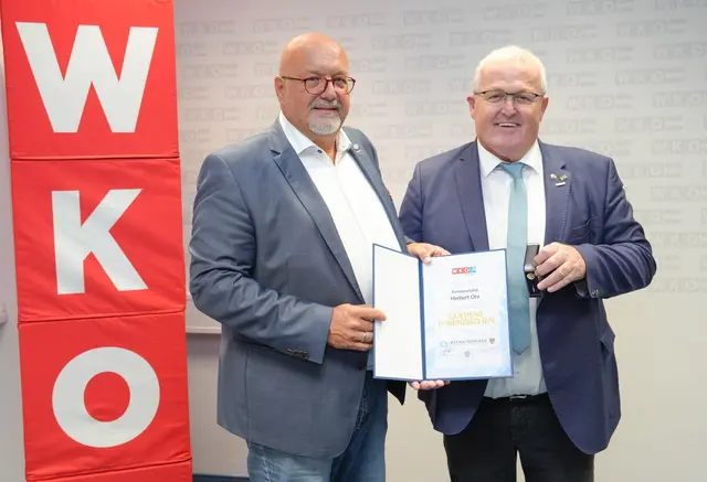Bundesinnungsmeister KommR MMst. Andreas Kandioler und KommR MMst. Herbert Ohr (v. l.). | Foto: WKB