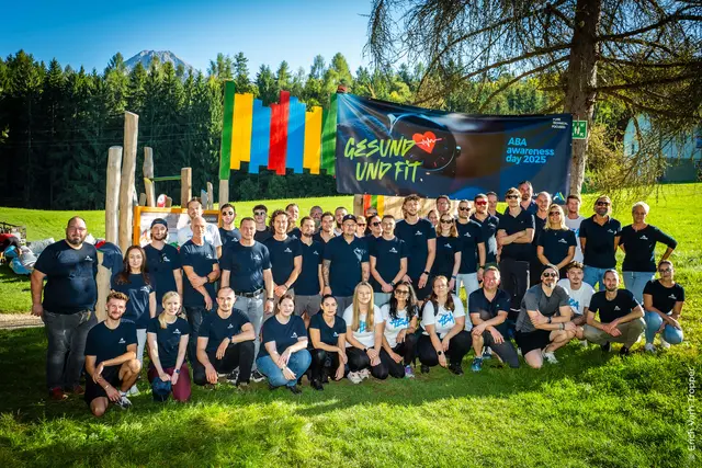 Am Nachmittag standen Teambuilding-Aktivitäten im Fokus, die sowohl sportlich als auch
ausdauerorientiert gestaltet waren. | Foto: Erich Varch-Tropper