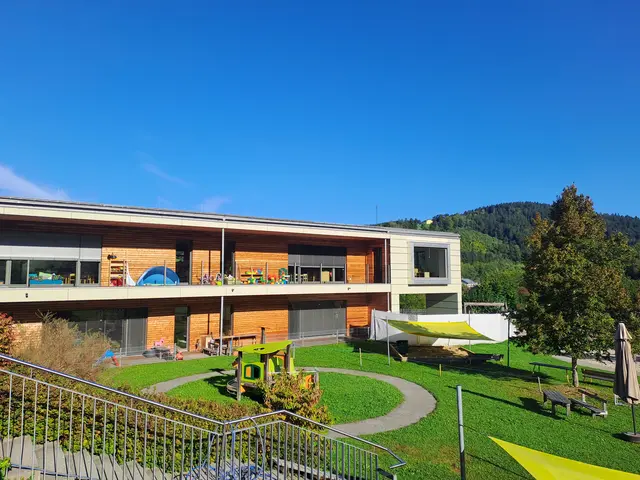 Der Zubau im Kindergarten in Untergeng fügt sich perfekt in das bestehende Gebäude ein. Aktuell werden hier 74 Kinder betreut. | Foto: Gemeinde Eidenberg