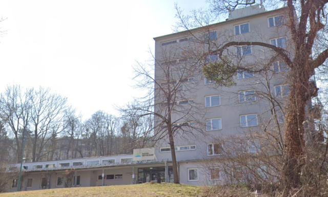 Das Ankunftszentrum Schlossberg stößt derzeit beinahe täglich an seine Kapazitätsgrenzen. | Foto: Screenshot Google Maps