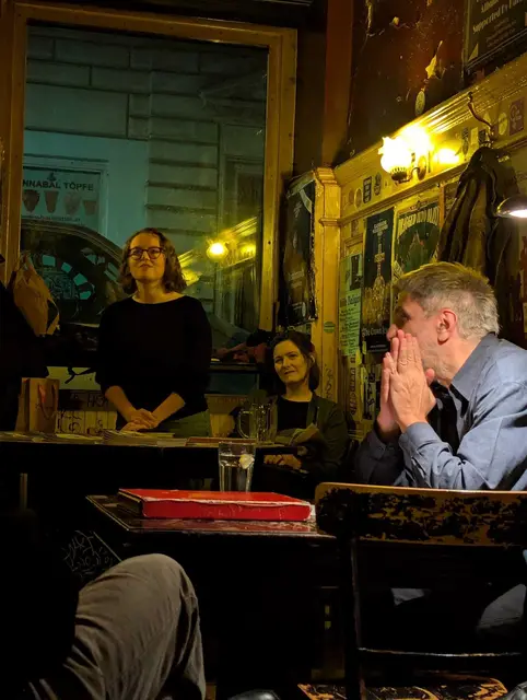 Die Moderatorinnen Armela und Katherina mit Andreas Plammer. | Foto: Flo