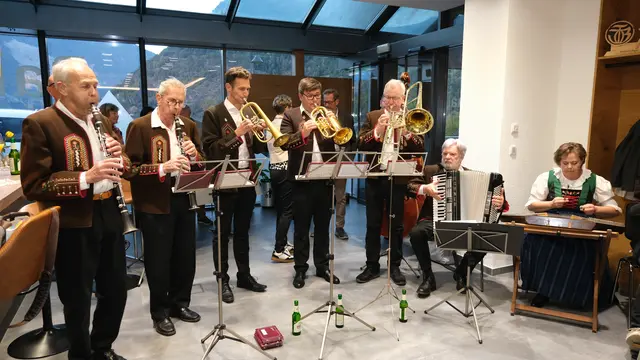 Die Sautner Tanzlmusig, deren Leiter Ludwig Auer ist, sorgte für die musikalische Umrahmung