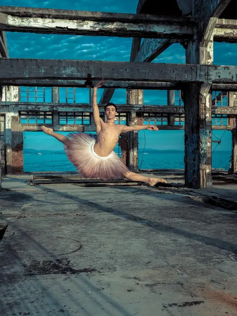 Die Ausstellung "Queer Moments in Lost Places" wird ab Samstag, 11. Oktober, in Rijeka ausgestellt.  | Foto: Barbara Essl