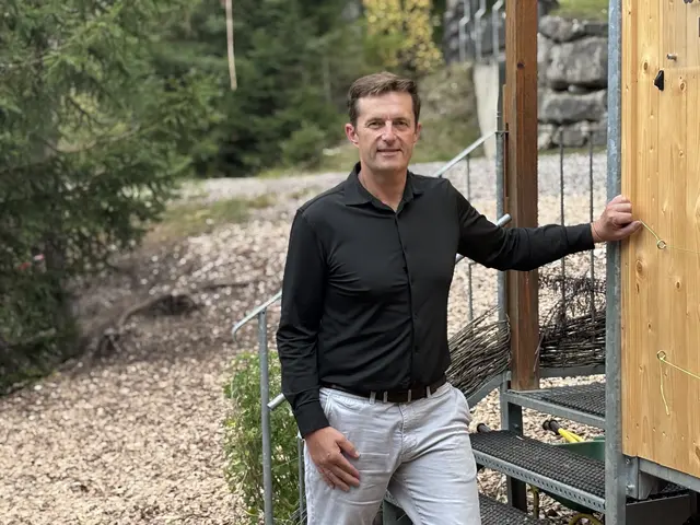 Bgm. Martin Harb und die Mehrheit des Gemeinderates sind vom Ankauf des Grundstückes überzeugt.  | Foto: Haun