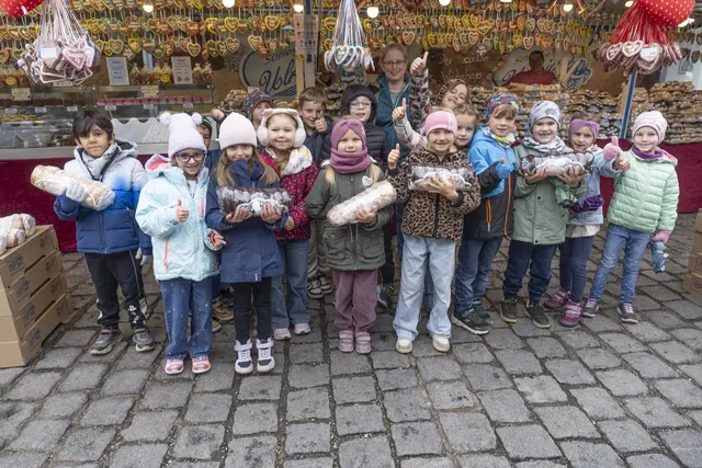 Für Jung und Alt gab es viel zu entdecken. | Foto: Klaus Pressberger