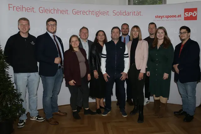 Vorne Mitte: Vorsitzender JG-Bezirk Steyr Oliver Dittrich
rechts daneben JG-Landesvorsitzende Katharina Sperz. | Foto: Klaus Mader