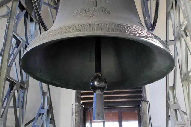 Die größte Glocke des Landes befindet sich mit der Pummerin im Wiener Stephansdom.
