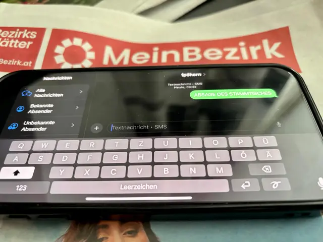 Die Absage musste der Gastronom per SMS vornehmen. | Foto: Markus Kahrer