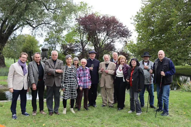 Wander Bertonis Schülerinnen und Schüler: darunter Anita Hahn, Behruz Heschmat, Manfred Hirschbrich, Martin Klobassa, Walter Kölbl, Linda Leeb, Otto Lorenz, Ulrike Truger, Heidi Tschank, Bruno Maldoner, Eva Gasser, Hans Fussenegger und Ignaz Kienast | Foto: Barbara Babonitsch-Diewald