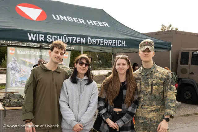 Mädels auf Besuch bei Ihren Freunden. | Foto: www.cine-motion.at / Ivanek