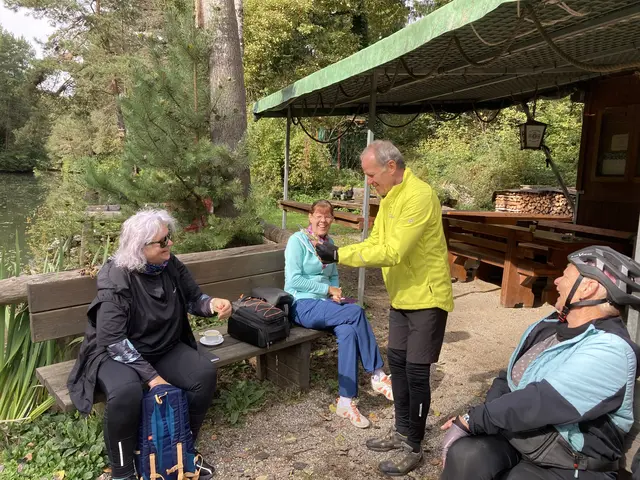 Obmann Wolfgang Berngruber ist sichtlich überrascht