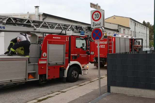 Die Feuerwehr wurde am späten Sonntagnachmittag zu einer Personenrettung in den Welser Stadtteil Neustadt alarmiert. | Foto: laumat.at/Matthias Lauber