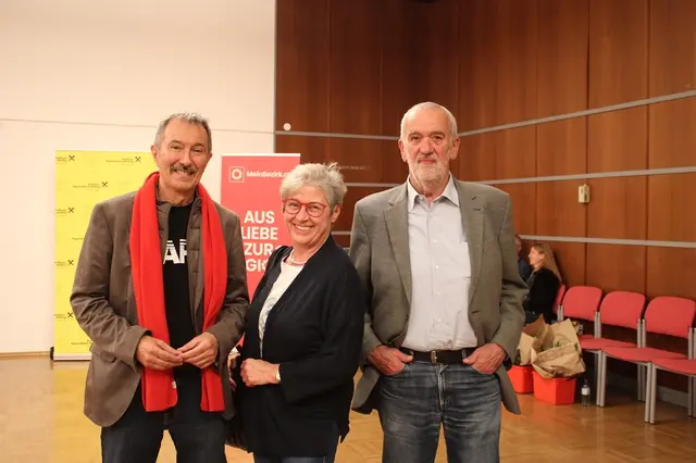 Karl Ritter mit seinen Nachbarn Brigitte und Michael
