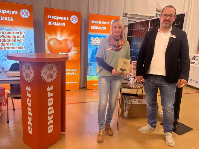 Expert Hörmann aus Waidhofen zeigte sein Angebot. | Foto: Kerstin Freisleben