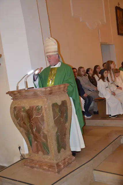 Bischof Manfred Scheuer | Foto: Pfarre Perg/Johannes Prinz