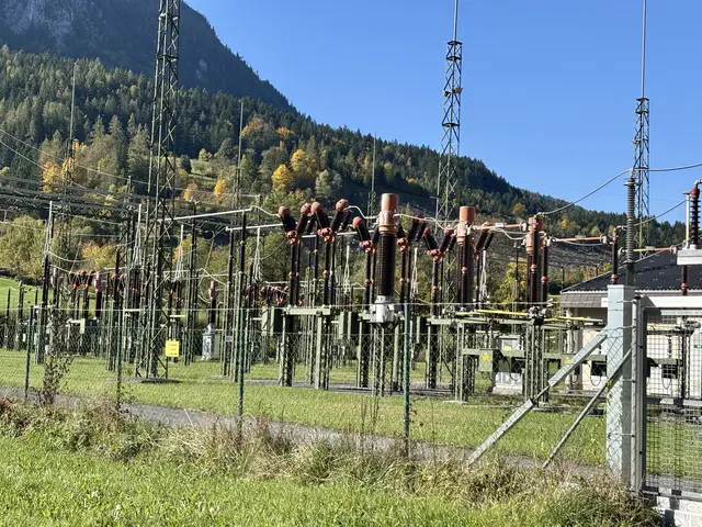 Trainiert wird, wie im Ernstfall rasch und besonnen gehandelt werden kann, um eine kontrollierte Stromversorgung sicherzustellen. | Foto: MeinBezirk/Martina Weymayer