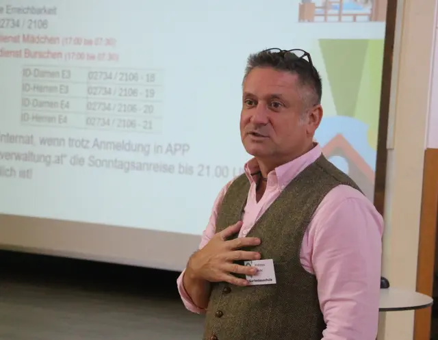 Direktor Andreas Kovac.
