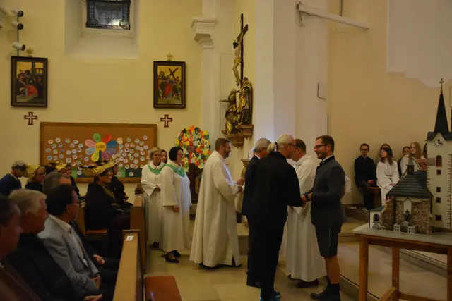 Amtseinführung Pfarrer und Vorstände Pfarre Perg | Foto: Pfarre Perg/Johannes Prinz