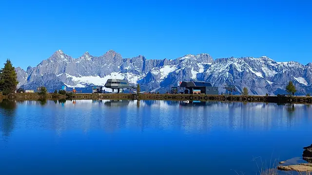 Direkt beim Speichersee liegt auch die Bergstation der Preunegg Seilbahn