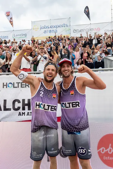 Florian Schnetzer und Felix Friedl (v.l.) freuen sich auf die neue Saison. | Foto: Gert Nepel