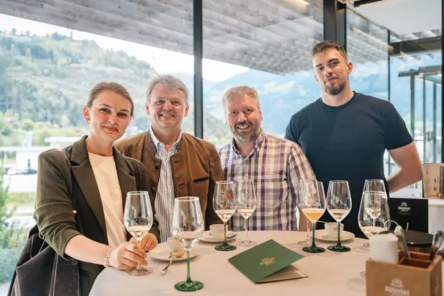 Beste Stimmung bei Zillertalbier in der Gemeinde Zell am Ziller.  | Foto: Zillertalbier