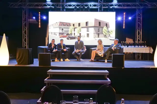 Präsentation des neuen Ausbauprojekts von Steinecker Moden im Stammhaus Randegg  | Foto: Steinecker Moden GmbH