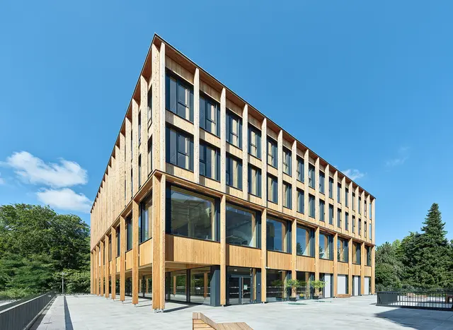 Das neue Institutionsgebäude der BOKU Wien ist bereits in Holzbauweise gebaut wurde.  | Foto: proHolz Austria/Bruno Klomfar