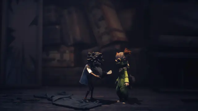 Low und Alone - die beiden müssen sich im neuen Abenteuer von Little Nightmares III allen Gefahren stellen. | Foto: Supermassive Games / Bandai Namco