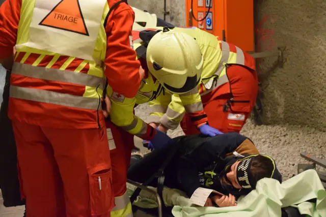 Ein Impression von der groß angelegten Einsatzübung am 11. Oktober 2025 im Katschbergtunnel, auf der A10 Tauernautobahn. | Foto: (c) Rotes Kreuz Salzburg