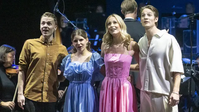 Die "Young Artists" der Bühne Baden - Jens Emmert, Mariella Hofbauer, Anna Rosa Döller, Timotheus Hollweg - sind großartig | Foto: Gerhard Maly