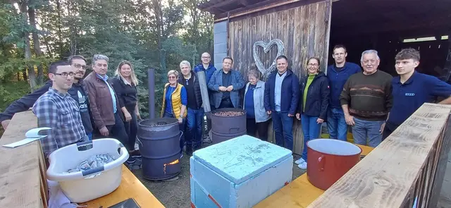 (Von links)Daniel Mohapp, Andreas Köck, Siegfried Niederer, Maria Aufner, Melitta Poglitsch, Alexander Ganev, Roman Bedöcs, Bernd Strobl, Aloisia Poglitsch, Philipp Kohl, Monika Pock, Josef Aufner, Franz Mohapp und Johannes Friedl