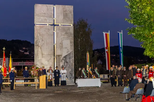 Das Millenniumskreuz erstrahlt in neuem Glanz. | Foto: pixelworld.at