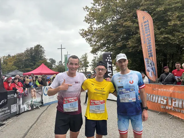 Siegertrio Blasenstein-Trail, Lukas Kaufmann (2.), Rene Pointner (1.), Norbert Dürauer (3.) | Foto: MeinBezirk Perg/Köck