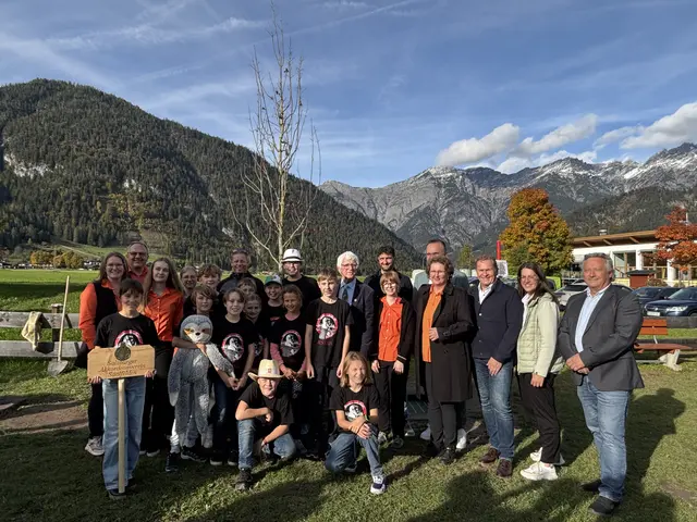 Der Salzburger Akkordeonverein Saalfelden feierte am 10. Oktober 2025 sein 50-jähriges Bestehen mit zahlreichen Mitgliedern, Ehrengästen und Weggefährten. | Foto: Sarah Braun