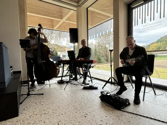 Auch für coole Live-Musik war bei der Eröffnung gesorgt. | Foto: MeinBezirk/Angelika Kern