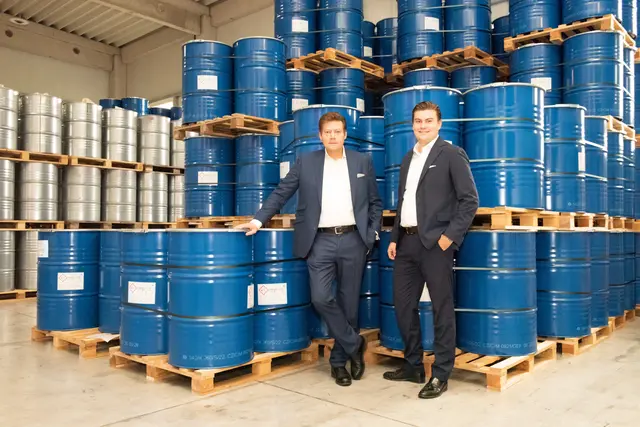 Die Agatex Feinchemie GmbH ist ein Lambacher Familienunternehmen, das seit 1921 Spezialchemikalien sowie Kältemittel entwickelt, produziert und vertreibt. | Foto: Agatex