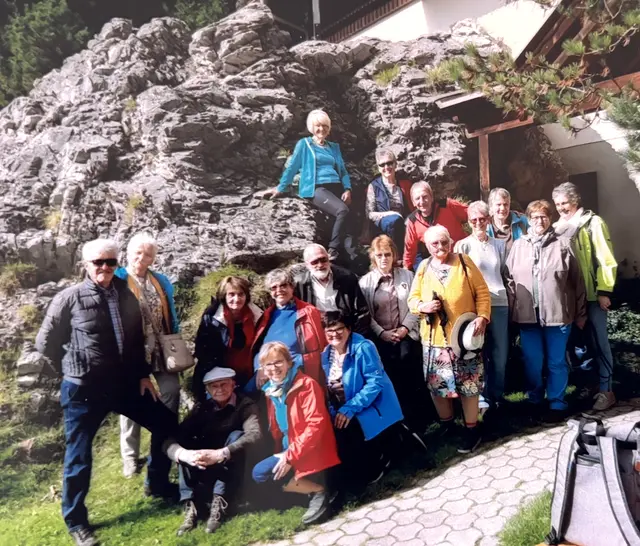 Die Teilnehmer des Wanderausfluges waren bester Laune. | Foto: Privat