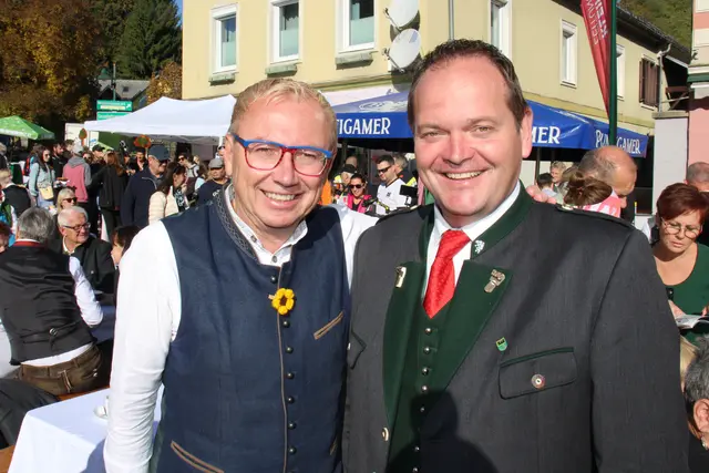 Gastgeber-Bürgermeister Roman Neumann (r.) und ORF Steiermark-Moderator Paul Prattes | Foto: Cescutti
